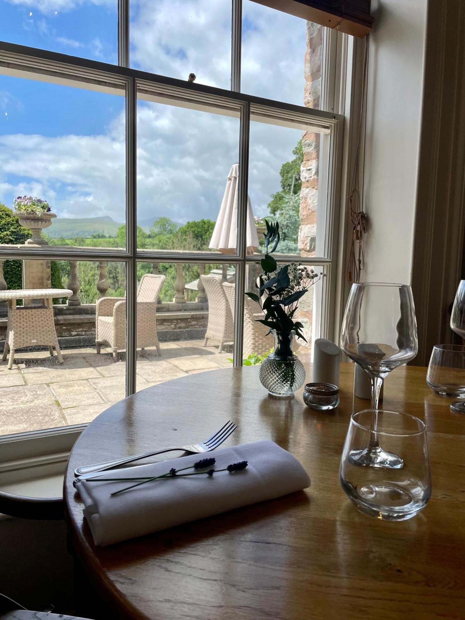 Peterstone Court Country House Restaurant & Spa Brecon Dış mekan fotoğraf