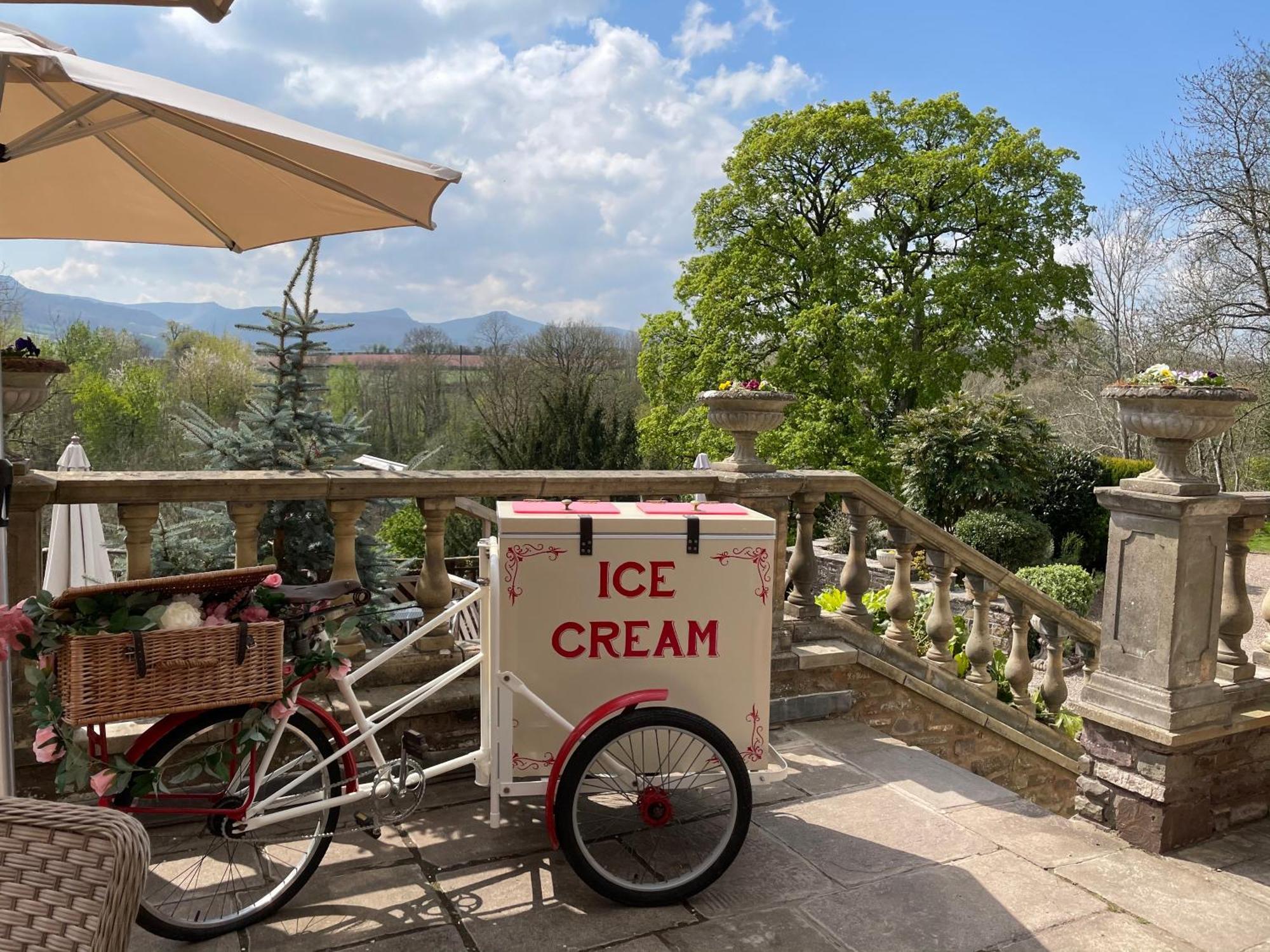 Peterstone Court Country House Restaurant & Spa Brecon Dış mekan fotoğraf